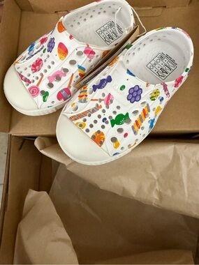 Native- Kids White Slip-On Sneakers with Colorful Candy Print